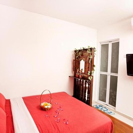 Oyo 90855 Vince Villa Bukit Mertajam Exterior foto