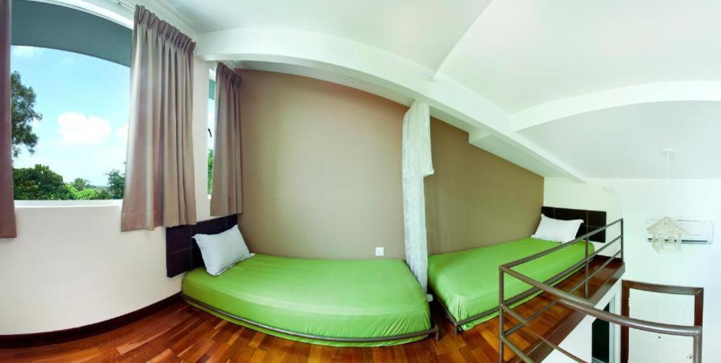 Oyo 90855 Vince Villa Bukit Mertajam Exterior foto