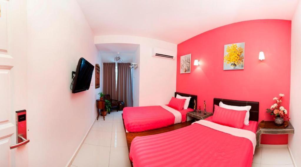 Oyo 90855 Vince Villa Bukit Mertajam Exterior foto